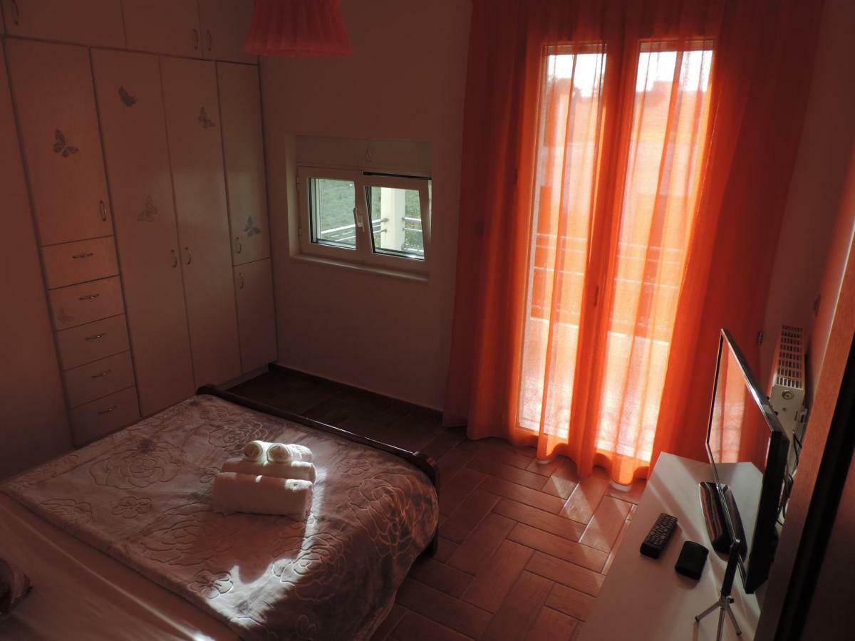 Vivi'S Home อาร์เตมีดา ภายนอก รูปภาพ